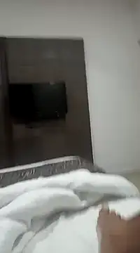 Snapshot of littlehornysons chatting on February 12, 2025, 6:19 pm littlehornysons online show from February 12, 2025, 6:19 pm