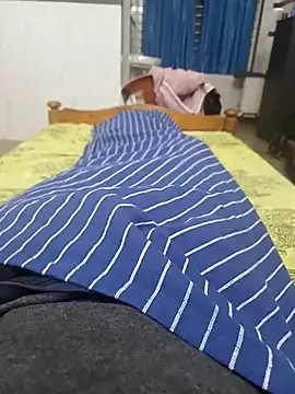 Snapshot of littlehornysons chatting on February 4, 2025, 7:55 pm littlehornysons online show from February 4, 2025, 7:55 pm