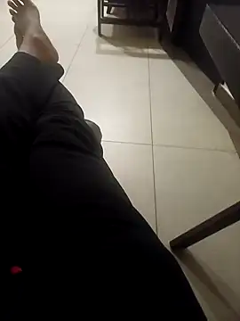 Snapshot of littlehornysons chatting on January 20, 2025, 2:46 pm littlehornysons online show from January 20, 2025, 2:46 pm