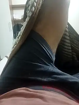 Snapshot of littlehornysons chatting on January 27, 2025, 7:46 pm littlehornysons online show from January 27, 2025, 7:46 pm