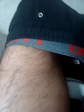 Snapshot of littlehornysons chatting on January 21, 2025, 12:57 am littlehornysons online show from January 21, 2025, 12:57 am