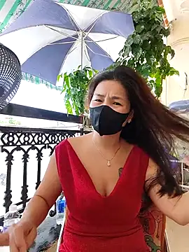 Snapshot of lyna_bl chatting on October 6, 2025, 2:02 am lyna bl online show from October 6, 2025, 2:02 am