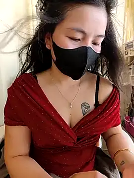 lyna bl online show from March 13, 2025, 3:33 am