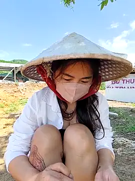 lyna bl online show from March 16, 2026, 5:44 am