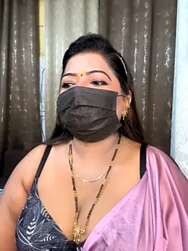 Snapshot of Oh-Monika chatting on September 18, 2025, 4:43 pm Oh-Monika online show from September 18, 2025, 4:43 pm