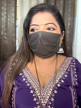 Snapshot of Oh-Monika chatting on October 28, 2025, 1:39 am Oh-Monika online show from October 28, 2025, 1:39 am