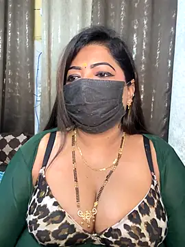 Snapshot of Oh-Monika chatting on September 17, 2025, 4:09 pm Oh-Monika online show from September 17, 2025, 4:09 pm