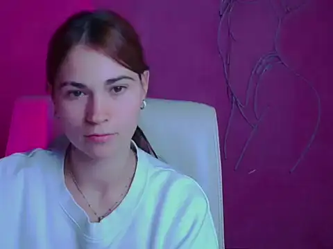 Snapshot of Loon_Amore chatting on October 9, 2025, 7:09 am Loon Amore online show from October 9, 2025, 7:09 am