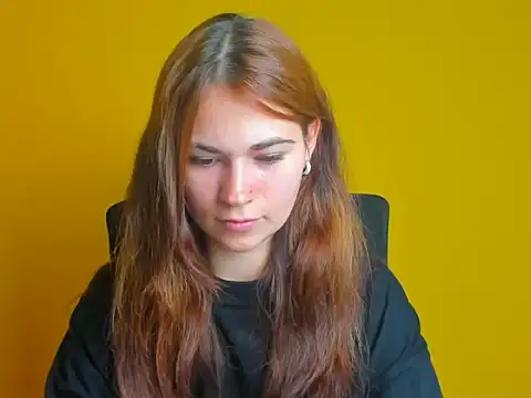 Snapshot of Loon_Amore chatting on October 3, 2025, 6:04 am Loon Amore online show from October 3, 2025, 6:04 am