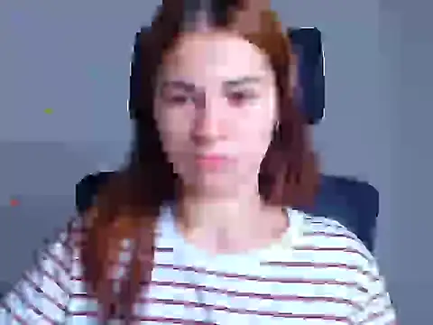 Snapshot of Loon_Amore chatting on October 27, 2025, 6:58 am Loon Amore online show from October 27, 2025, 6:58 am