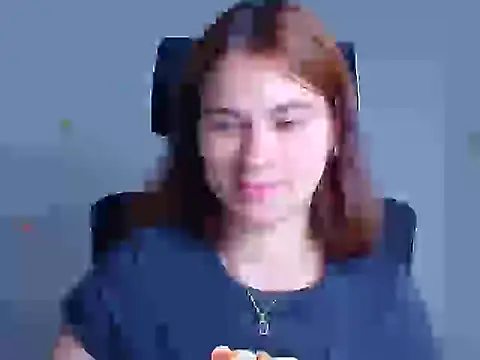 Snapshot of Loon_Amore chatting on October 7, 2025, 7:20 am Loon Amore online show from October 7, 2025, 7:20 am