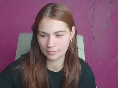 Snapshot of Loon_Amore chatting on September 19, 2025, 6:39 am Loon Amore online show from September 19, 2025, 6:39 am