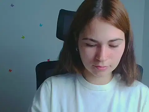 Snapshot of Loon_Amore chatting on October 11, 2025, 5:52 am Loon Amore online show from October 11, 2025, 5:52 am