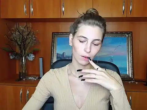 StrangerGi online show from September 24, 2025, 11:06 am