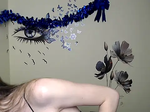 StrangerGi online show from January 24, 2025, 6:56 pm