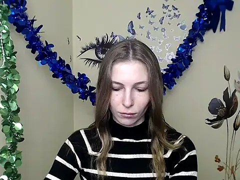 StrangerGi online show from February 11, 2025, 1:20 pm