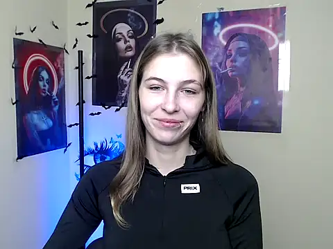 StrangerGi online show from October 8, 2025, 6:15 am