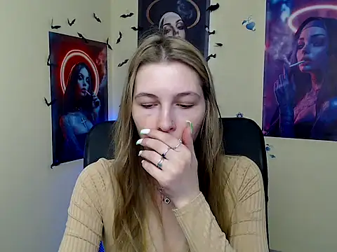 StrangerGi online show from April 25, 2026, 6:05 am