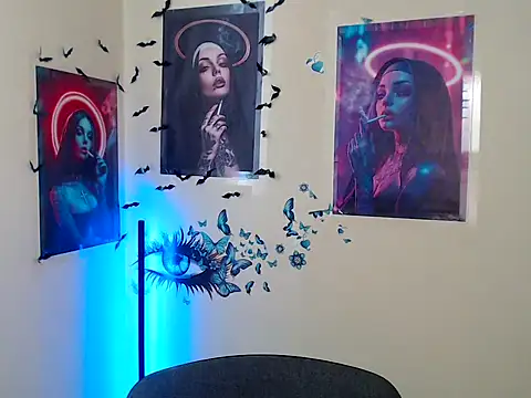 StrangerGi online show from February 19, 2026, 1:30 pm