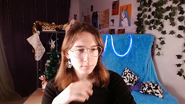 Hermione Reid online show from January 18, 2025, 4:26 am