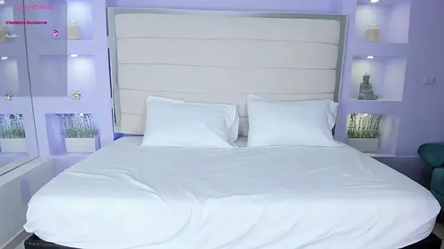 Snapshot of AkiraKings chatting on September 17, 2025, 11:56 am AkiraKings online show from September 17, 2025, 11:56 am