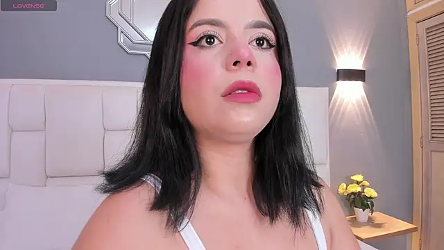 Snapshot of AkiraKings chatting on October 5, 2025, 3:52 am AkiraKings online show from October 5, 2025, 3:52 am