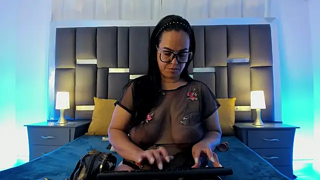 talivega online show from September 30, 2025, 3:51 pm