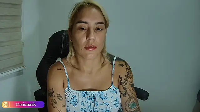 Snapshot of Isis69_ chatting on October 30, 2025, 2:32 am Isis69  online show from October 30, 2025, 2:32 am