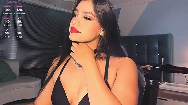 MelanieRioss online show from March 5, 2025, 1:17 pm