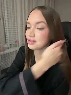 bunnyrich online show from October 13, 2025, 10:54 pm