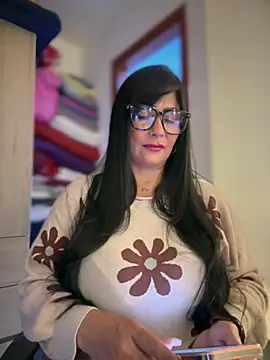 Saorii kiido online show from April 19, 2026, 2:01 am