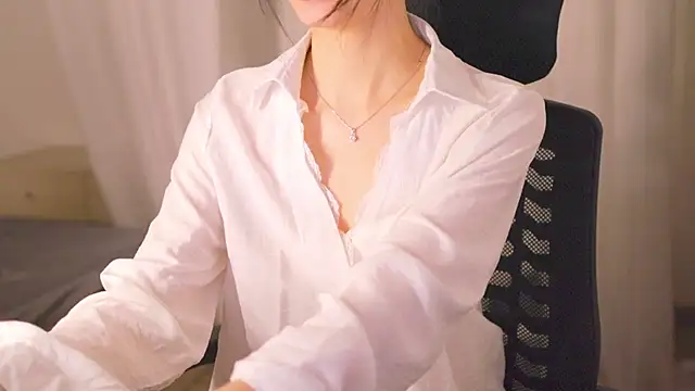 Snapshot of sinnn chatting on October 28, 2025, 3:55 pm sinnn online show from October 28, 2025, 3:55 pm