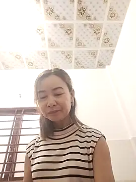 Snapshot of Sexy-ladyboobs20 chatting on October 7, 2025, 1:06 am Sexy-ladyboobs20 online show from October 7, 2025, 1:06 am