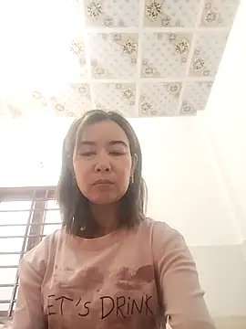 Snapshot of Sexy-ladyboobs20 chatting on October 8, 2025, 1:18 am Sexy-ladyboobs20 online show from October 8, 2025, 1:18 am