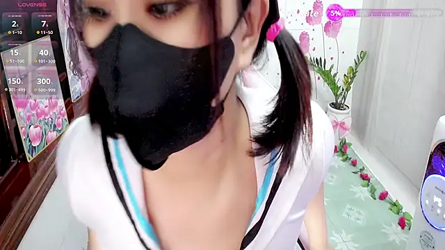 Snapshot of Kae_Jp chatting on October 7, 2025, 7:37 pm Kae Jp online show from October 7, 2025, 7:37 pm