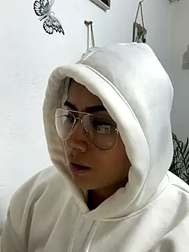 Snapshot of Sweet__Nurse1 chatting on October 30, 2025, 6:27 pm Sweet  Nurse1 online show from October 30, 2025, 6:27 pm