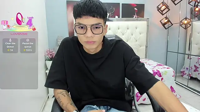 Noha scott online show from September 27, 2025, 11:11 pm