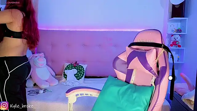 Kylie brokee online show from March 10, 2026, 9:08 pm