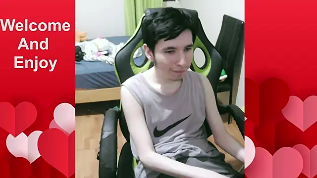 Twink martinboy online show from April 21, 2026, 12:45 am