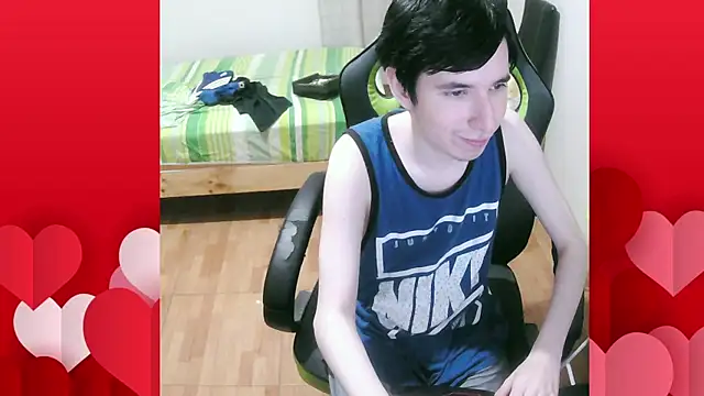 Snapshot of Twink_martinboy chatting on March 9, 2025, 1:04 am Twink martinboy online show from March 9, 2025, 1:04 am