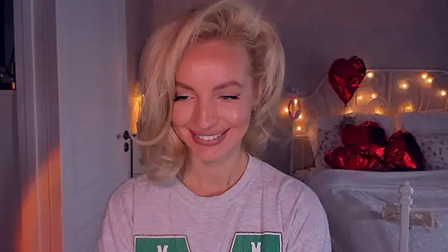 aestetick online show from February 26, 2026, 9:53 am