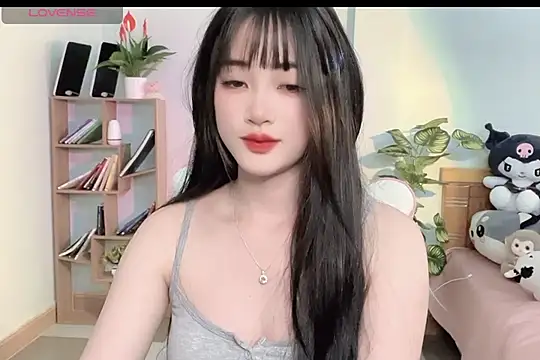  Aimy  online show from March 20, 2025, 4:31 pm