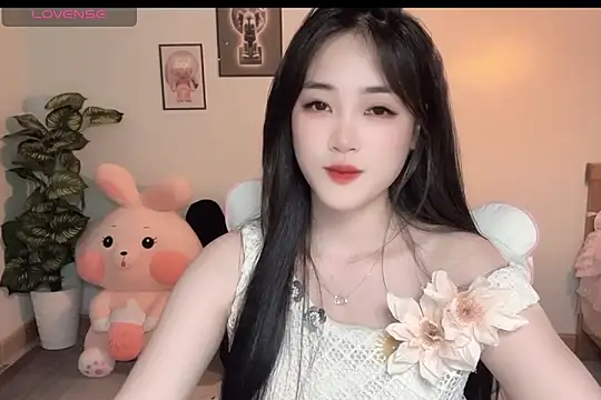  Aimy  online show from September 29, 2025, 4:45 pm