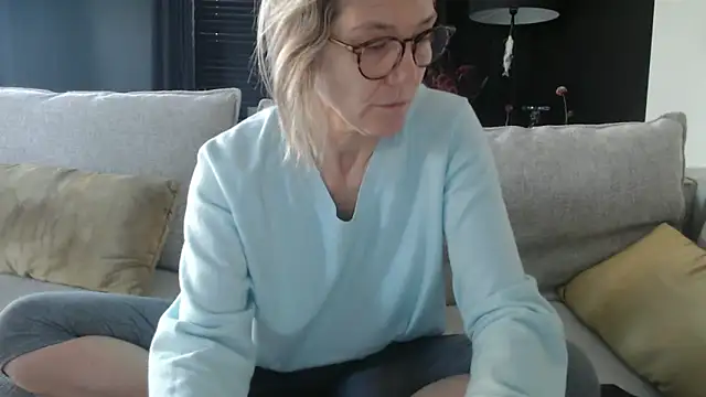 godinflower online show from September 28, 2025, 7:48 am