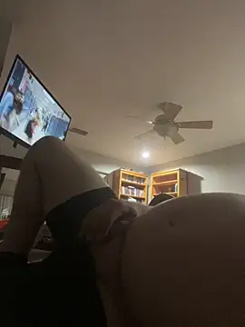 rocket8669 online show from April 29, 2026, 5:22 am