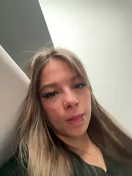 Snapshot of AmmyJones_ chatting on May 2, 2026, 6:57 pm AmmyJones online show from May 2, 2026, 6:57 pm