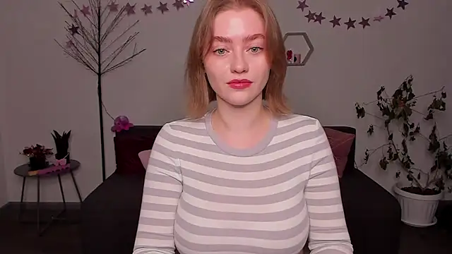 Snapshot of AidaPerry chatting on December 27, 2024, 3:04 pm AidaPerry online show from December 27, 2024, 3:04 pm