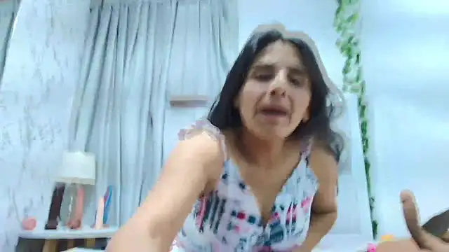 Snapshot of _Marcela__ chatting on October 21, 2025, 12:15 pm  Marcela   online show from October 21, 2025, 12:15 pm