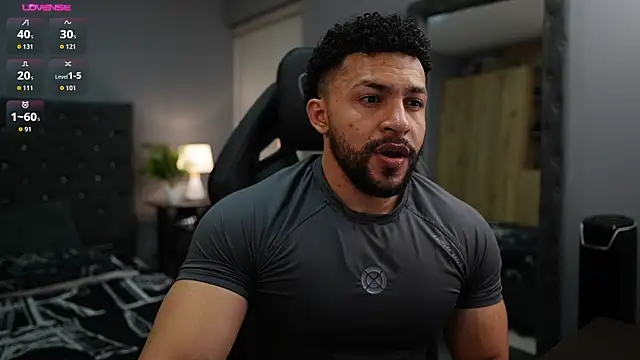 Snapshot of Martin_Logan chatting on September 26, 2025, 11:11 pm Martin Logan online show from September 26, 2025, 11:11 pm