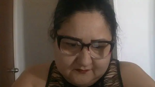 nanita1545 online show from April 20, 2026, 1:45 pm